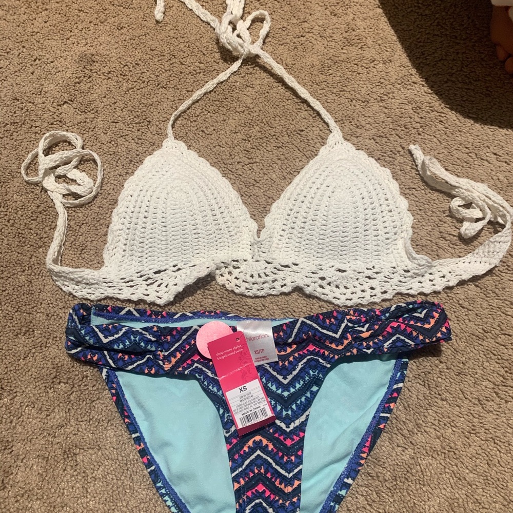 Bathing suit